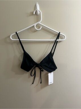 Quince Italian Knotted Triangle Top Black Medium NWT